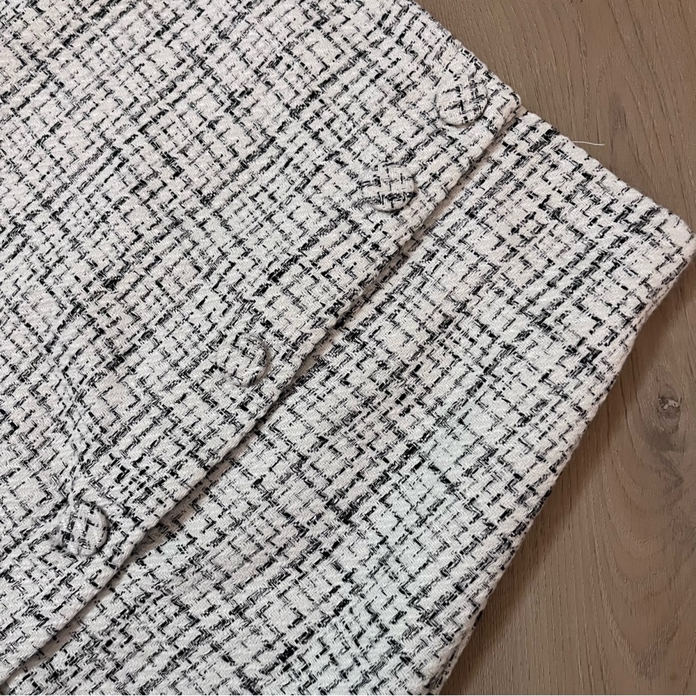 H&M Boucle Mini Skirt